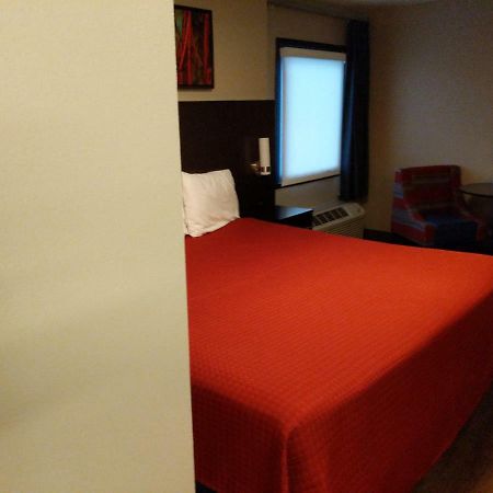 Riverside Tower 비둘기 포지 외부 사진