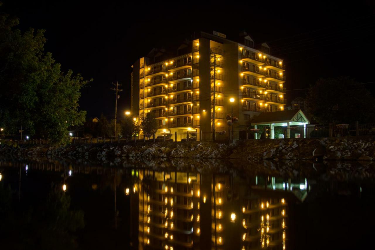 Riverside Tower 비둘기 포지 외부 사진